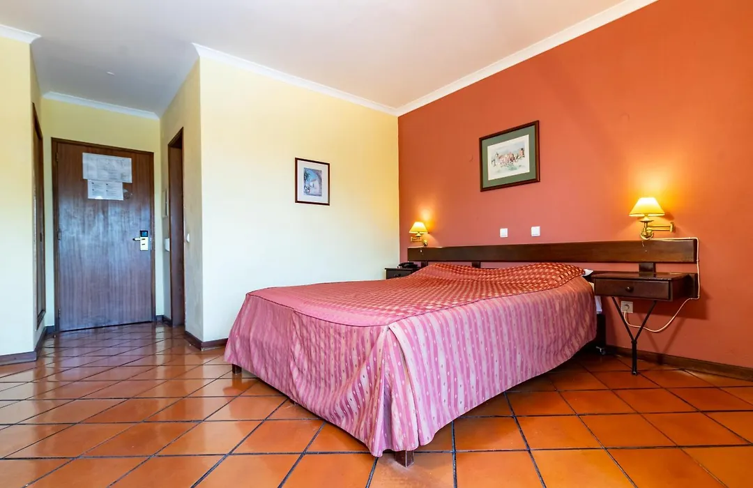Hotel Colina Dos Mouros-1
